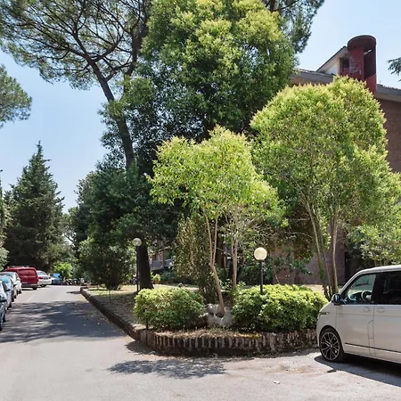 Aurelia Vetus Apartament *